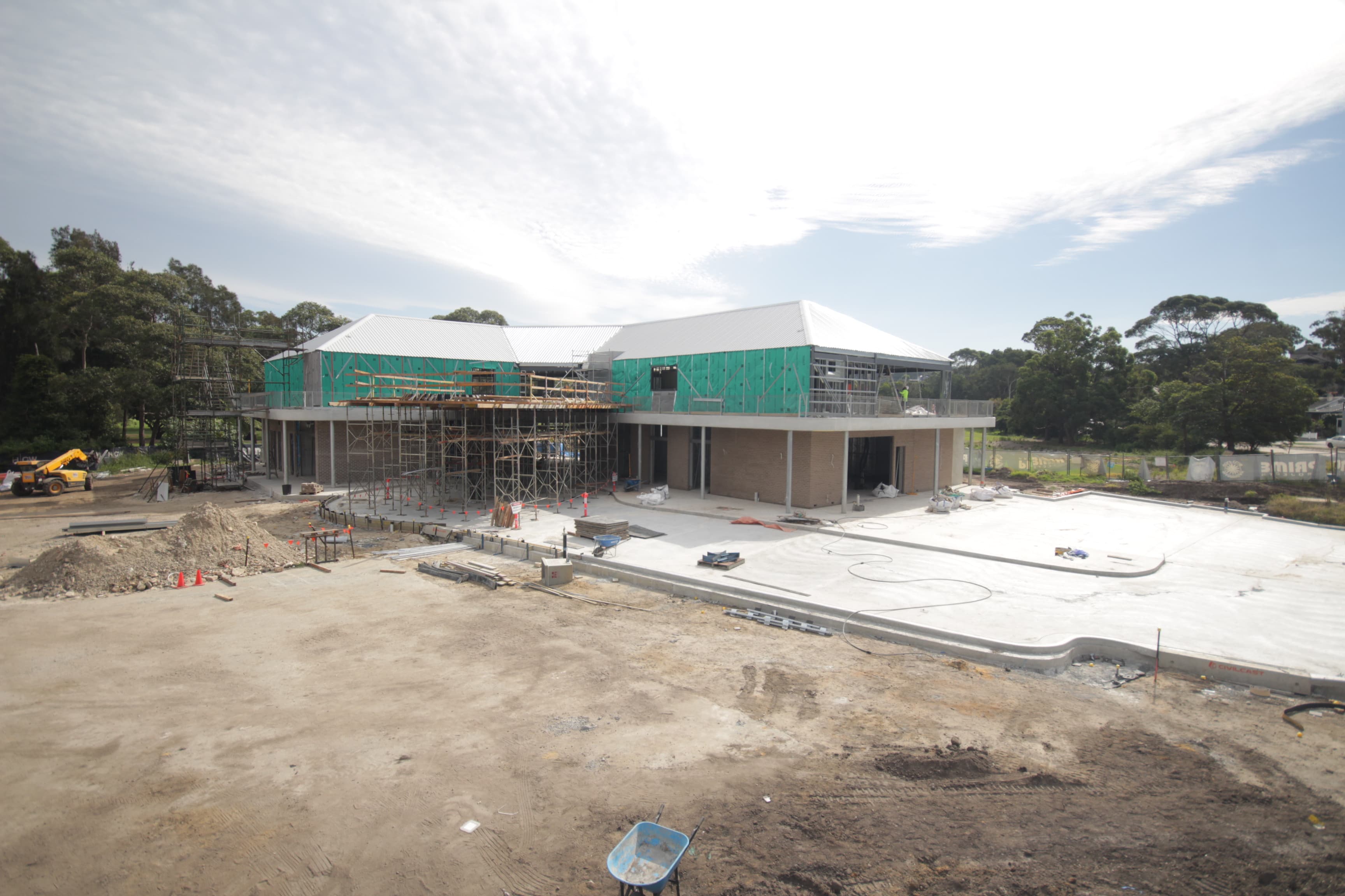 Clubhouse time-lapse Camera 1 at 2026-04-17 13:30