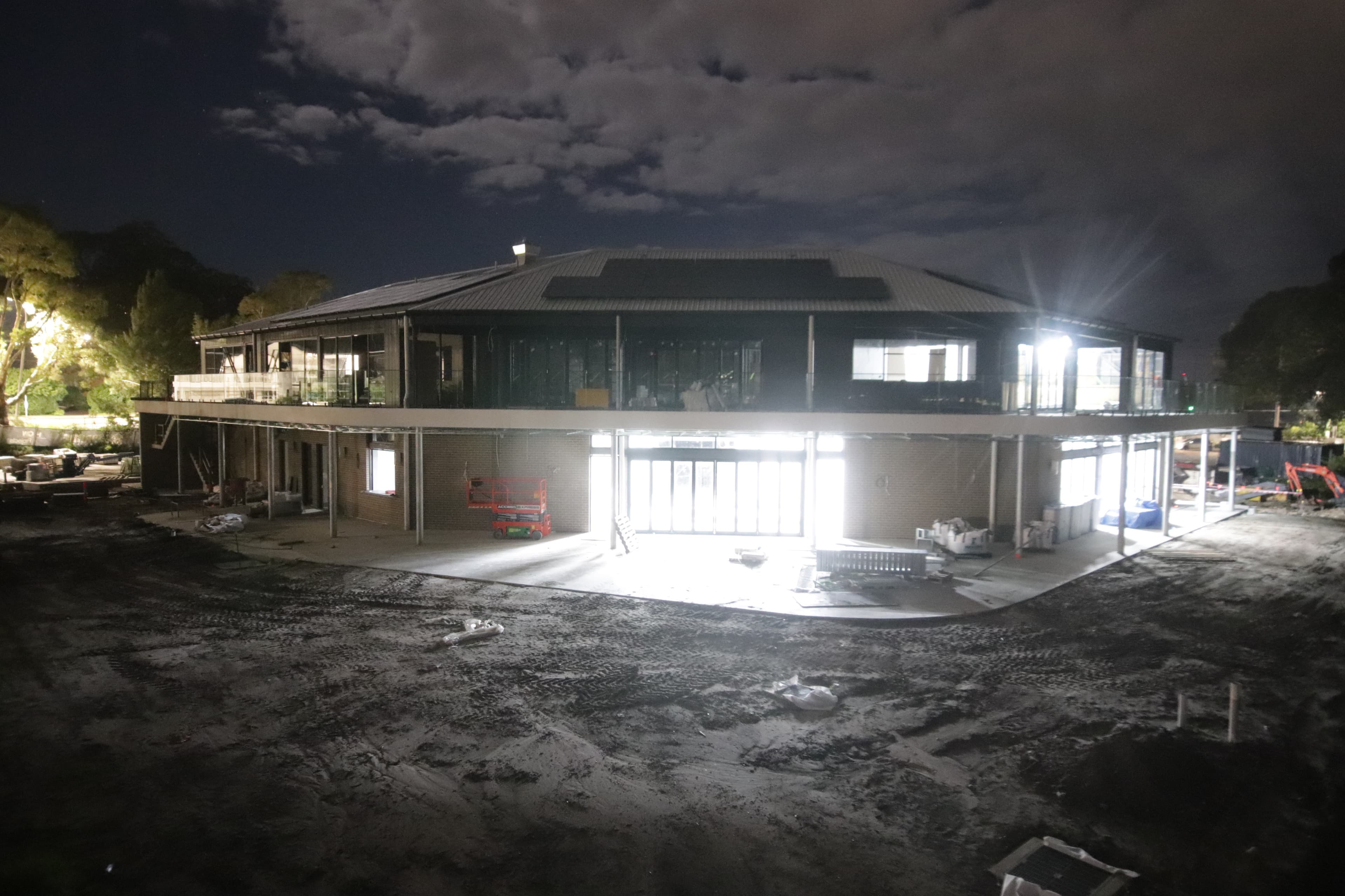 Clubhouse time-lapse Camera 2 at 2026-06-07 01:01